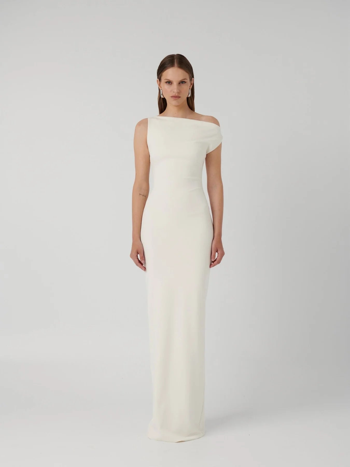 EFFIE KATS INAYA GOWN IN IVORY SIZE 8